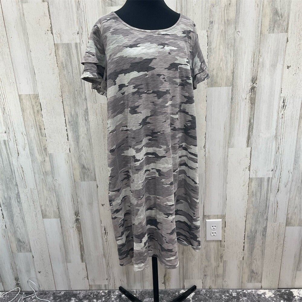 Isabel Maternity Dress Womens L Gray Camo Flutter Sleeve Scoop